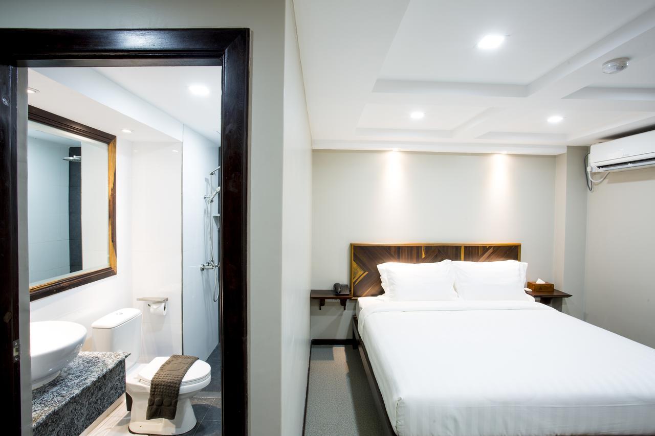 Tristar Hotel Rangoon Buitenkant foto