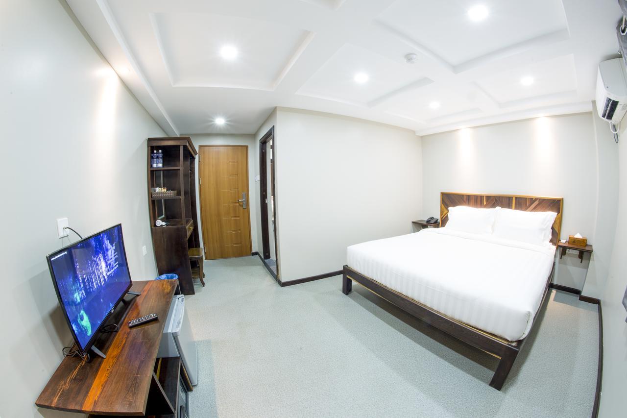 Tristar Hotel Rangoon Buitenkant foto